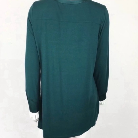 Soft Surroundings Fit & Flair V- Tunic Top. So Slimming. - Picture 4 of 4